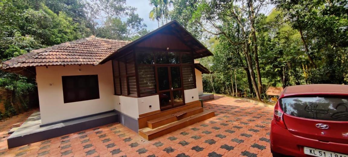 Clay Resort By Bestinn Leisure - Wayanad Padinjarathara Eksteriør billede